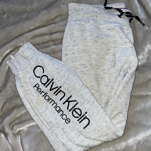 Calvin klein jogging - Picture 1 of 3